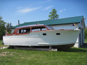 1952 Chris Craft SEDAN CRUISER CLASSIC