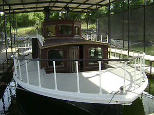 Vintage sidewheeler paddlewheeler houseboat WITH trailer