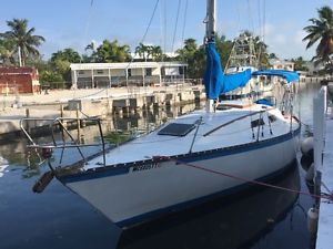 1979 Hunter 33' Cherubini Model