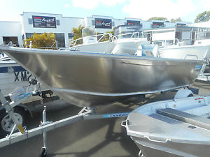 PROCRAFT TILLER 430 HULL AND TRAILER NO MOTOR