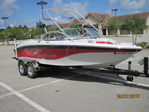 2008 Correct Craft Air Nautique 211 Ski & Wakeboard Boat