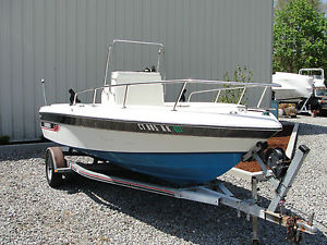 1988 Sunbird 18 Center Console