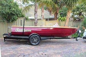 Classic 1970 Lewis Clinker Ski Boat, 302 Ford Windsor V8