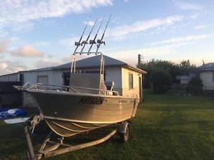 stessco fish hunter 465 centre console