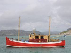 boat mfv liveaboard house boat