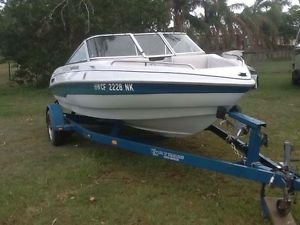 Marlin Bow Rider Day Boat Ski Fish Family Boat Chevy 4.3L V6.  1996