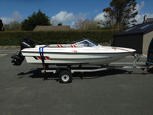 ITEM SOLD! Fletcher Arrowflash GTO speed boat, 60hp Mercury engine