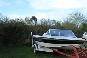 Sportique 160 Wakeboard Boat. Waterski Boat. Speedboat