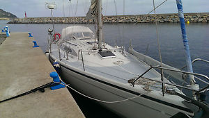 Sailing Yacht Deher 36 Six Berths on a Berth in Northern Italy