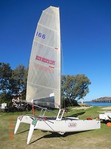 ALPHA OMEGA 4.4 Catamaran with Trailer