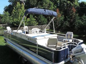 2000 Sylvan 22' Angler Fish & Cruise