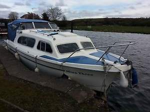 CABIN CRUISER 4 BERTH ELYSIAN 27x9'6 RIVER CANAL SEA VESSEL