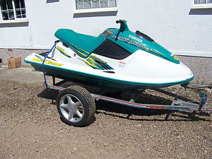 Yamaha 760  waverunner Jetski,, L@@K,, comes  with trailer and cover,, minted...