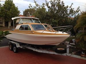 Pride President - 21ft Half cabin + 175Hp Mariner (V6) Outboard VGC