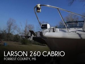 1996 Larson 260 Cabrio