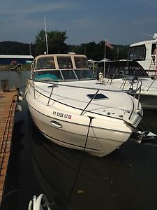 2002 Rinker 310 Fiesta Vee