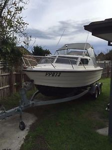 whittley boat,half cabin, 6metre,fishing boat,snapper,rod racks,fishfinder,gps,