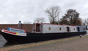 Stunning Narrowboat Tug 4 berth, Josher lines boatmans, impressivevintage engine