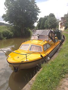 Norman Conquest cabin cruiser,canalboat,motor cruiser,motor boat,river canal