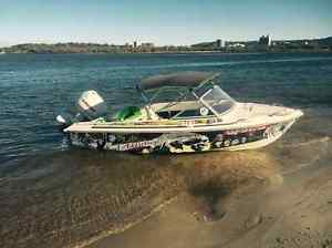 Haines Hunter Custom Ski/Fish Boat Mint Condition!