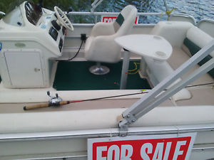 2001 Hurricane Deckboat