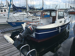 Hardy 20 Fishing Boat