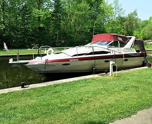 BOAT 32'BAYLINER/AVANTI