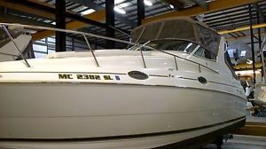 2002 Cruisers Yacht 2870 express