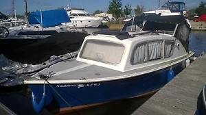 Fairline 19' Cabin Cruiser