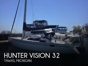 1990 Hunter Vision 32