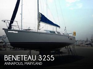 1990 Beneteau 32S5