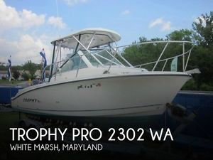 2006 Trophy Pro 2302 WA