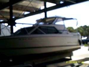 1995 Bayliner 2452