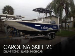 2011 Carolina Skiff 218 DLV