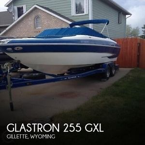 2007 Glastron 255 GXL