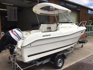 QUICKSILVER 530 PILOTHOUSE + MARINER F60 ELPT EFI + ROAD TRAILER