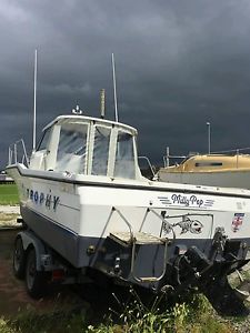 Fishing boat, Bayliner Trophy 23ft in board engine 4.3 LX/V6 Alpha one