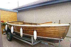 Beautiful vintage Clinker Tender boat with working engine - water ready