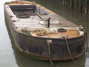 70ft x 13ft Barge - Ideal to convert to houseboat - liveaboard