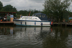 cabin cruiser boat sea master 20