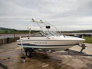 Maxum MX 1800 Wakeboard Boat 2004 80 hrs