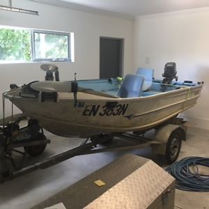 fishing boat 9.9hp, minn kota, fishfinder, nav lights reg