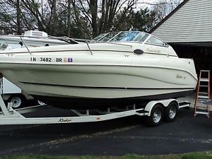 2000 Rinker  Fiesta Vee 242