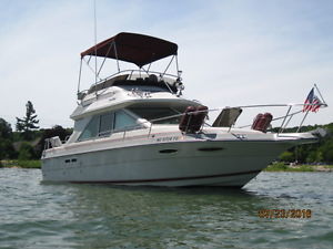 1987 Sea Ray 265 Sedan Bridge