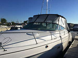 1997 Cruiser Yachts 3575