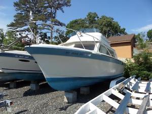 1972 Luhrs Flybridge