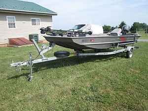 2011 Alumacraft Crappie Deluxe