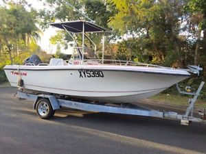 Pro-line Center Console Fishing Boat Yamaha 130hp