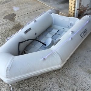 Boat, inflatable, sirocco 1.7 mtr,