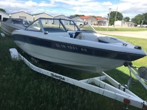 1991 Rinker 181